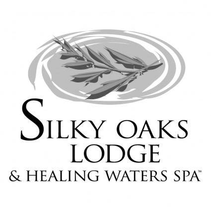 Silky oaks lodge