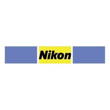 Nikon 4